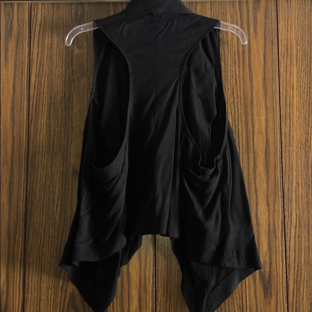 Vest - Picture 2 of 2